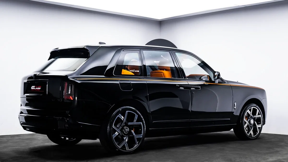 2024 Rolls-Royce Cullinan Black Badge for sale, exterior, Black Diamond