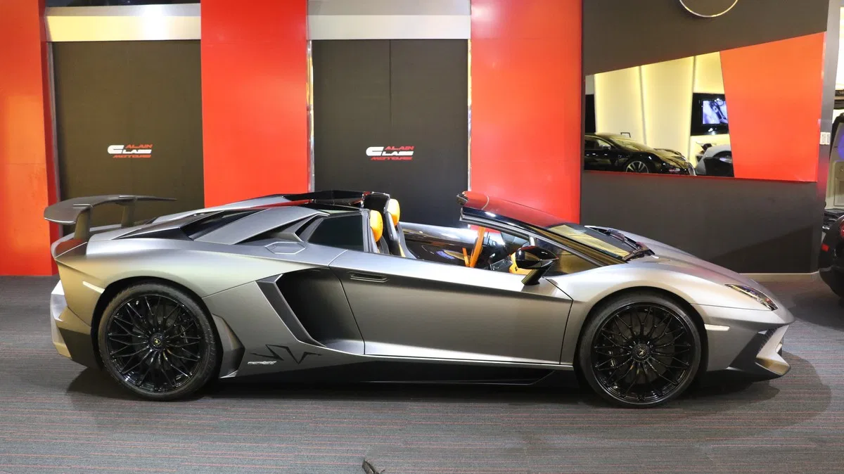 2017 Lamborghini Aventador SV Roadster 1 of 500 for sale, exterior, Grigio Titans