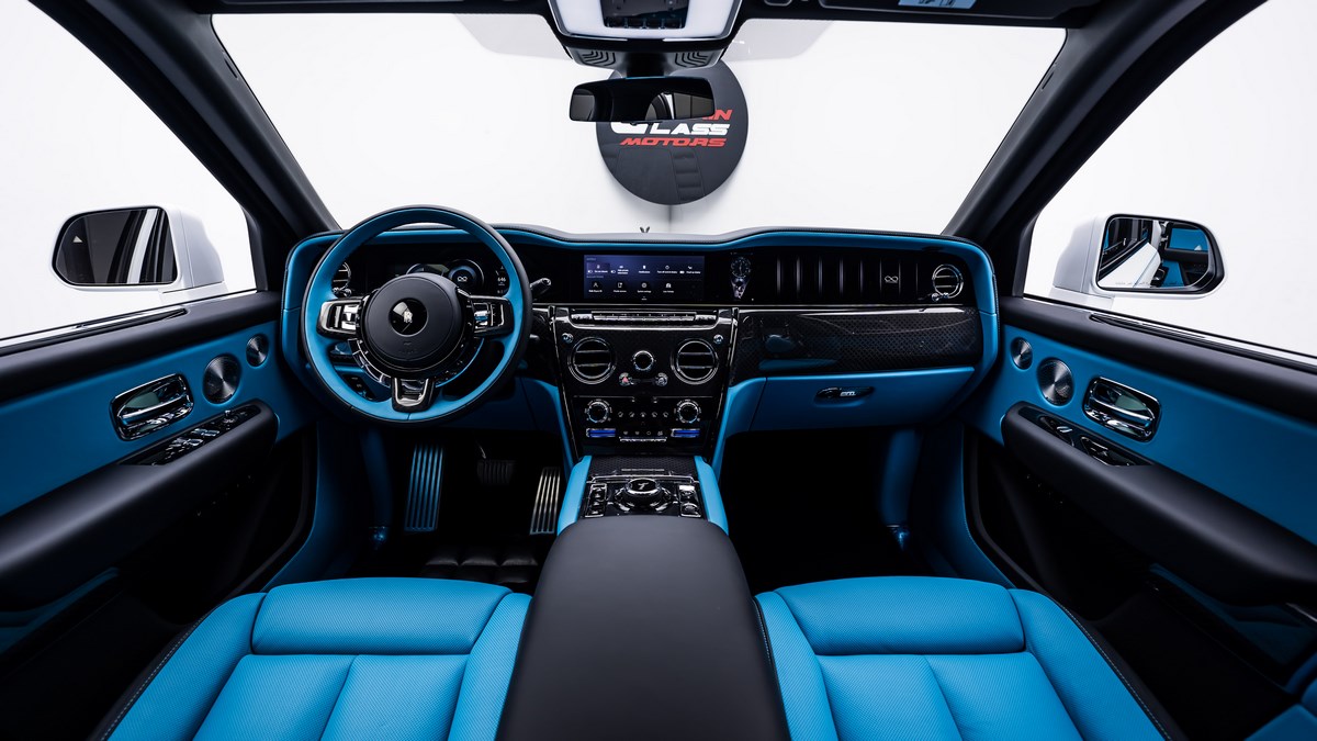 2024 Rolls-Royce Cullinan Black Badge, 4/19