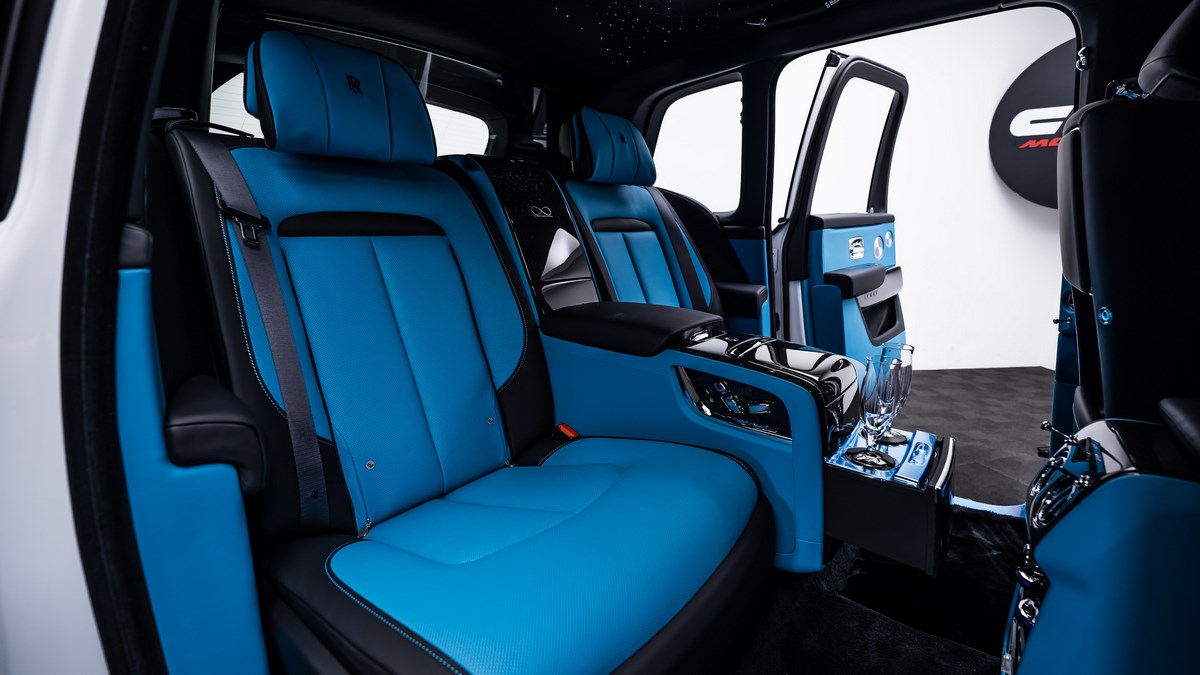 2024 Rolls-Royce Cullinan Black Badge, 6/19