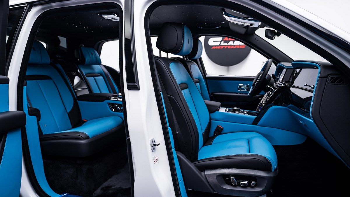 2024 Rolls-Royce Cullinan Black Badge, 8/19