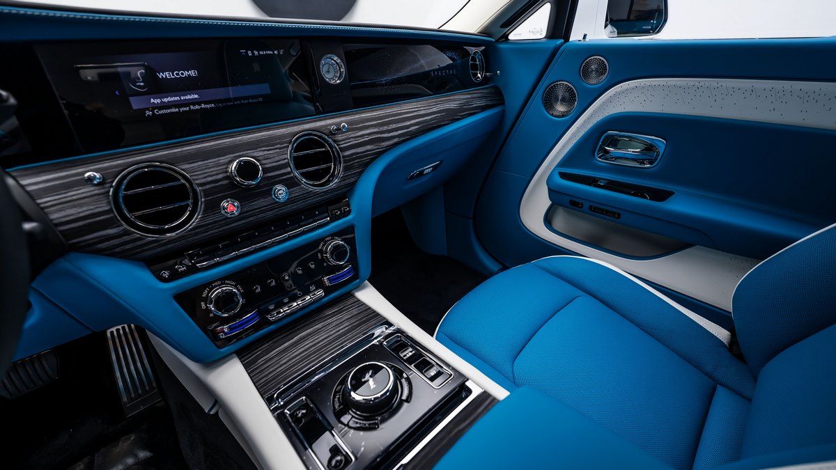 2024 Rolls-Royce Spectre, 10/20
