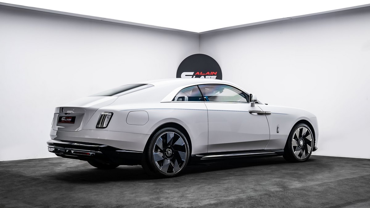 2024 Rolls-Royce Spectre, 17/20