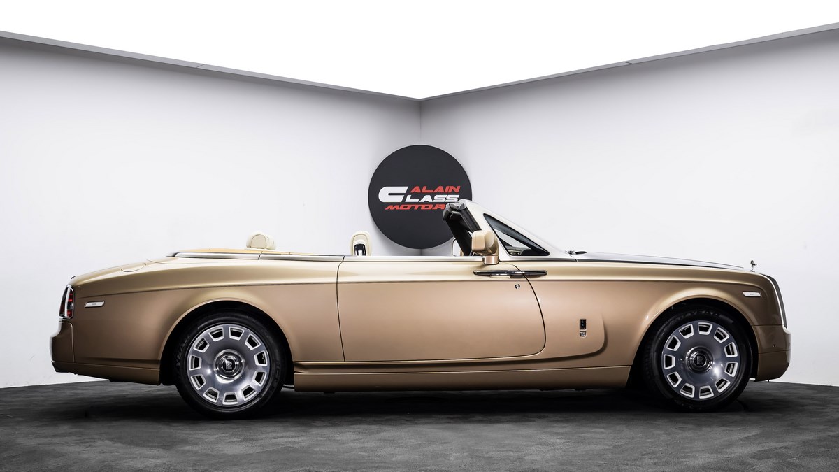 2016 Rolls-Royce Phantom Drophead, 6/20