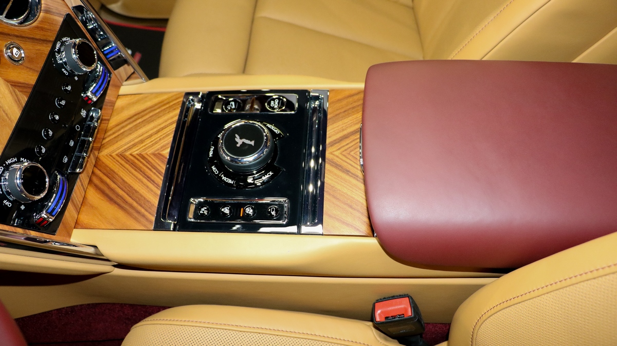 2019 Rolls Royce Cullinan, 6/19