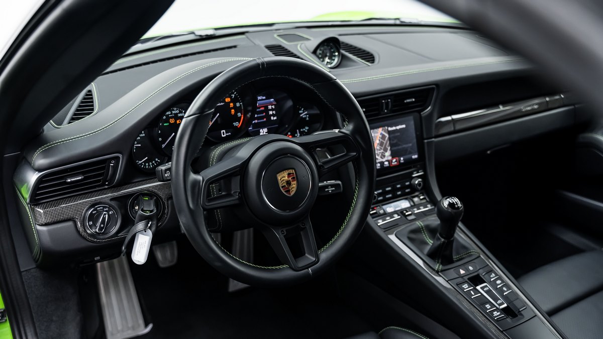 2019 Porsche 911 Speedster, 3/17