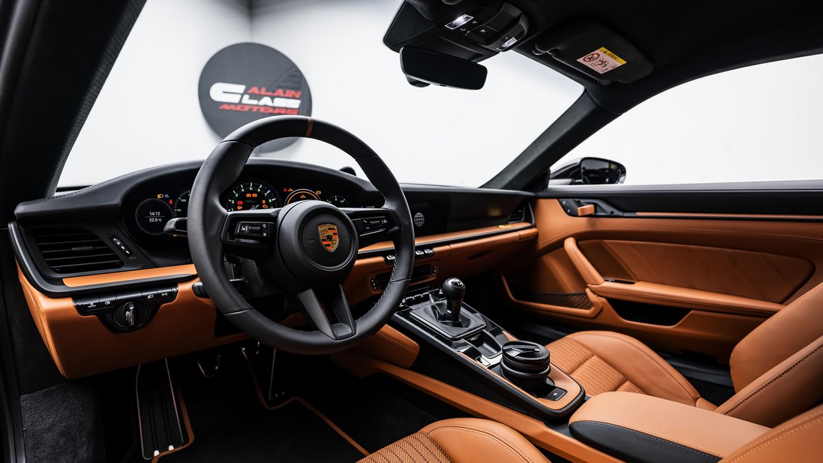 2024 Porsche 911 S/T Heritage 1, 5/20