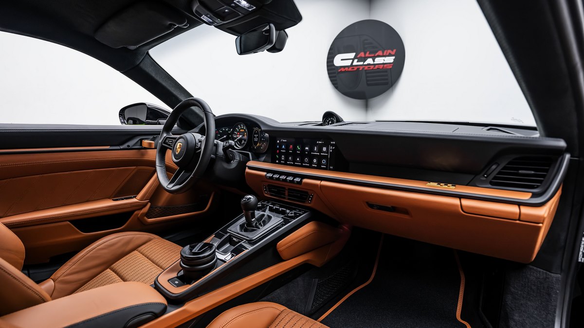2024 Porsche 911 S/T Heritage 1, 9/20