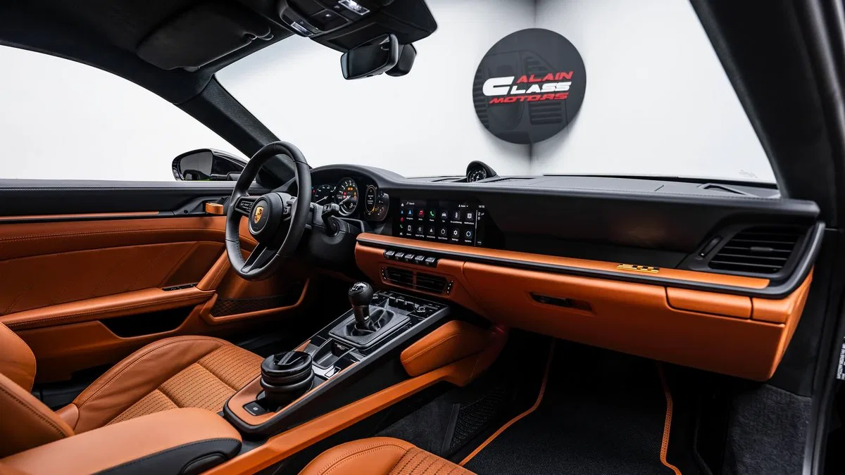 2024 Porsche 911 S/T Heritage 1 interior, Tan