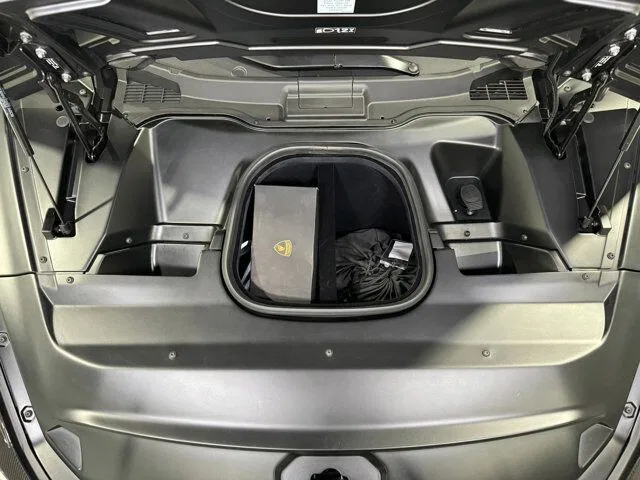 2021 Lamborghini Sian Roadster trunk