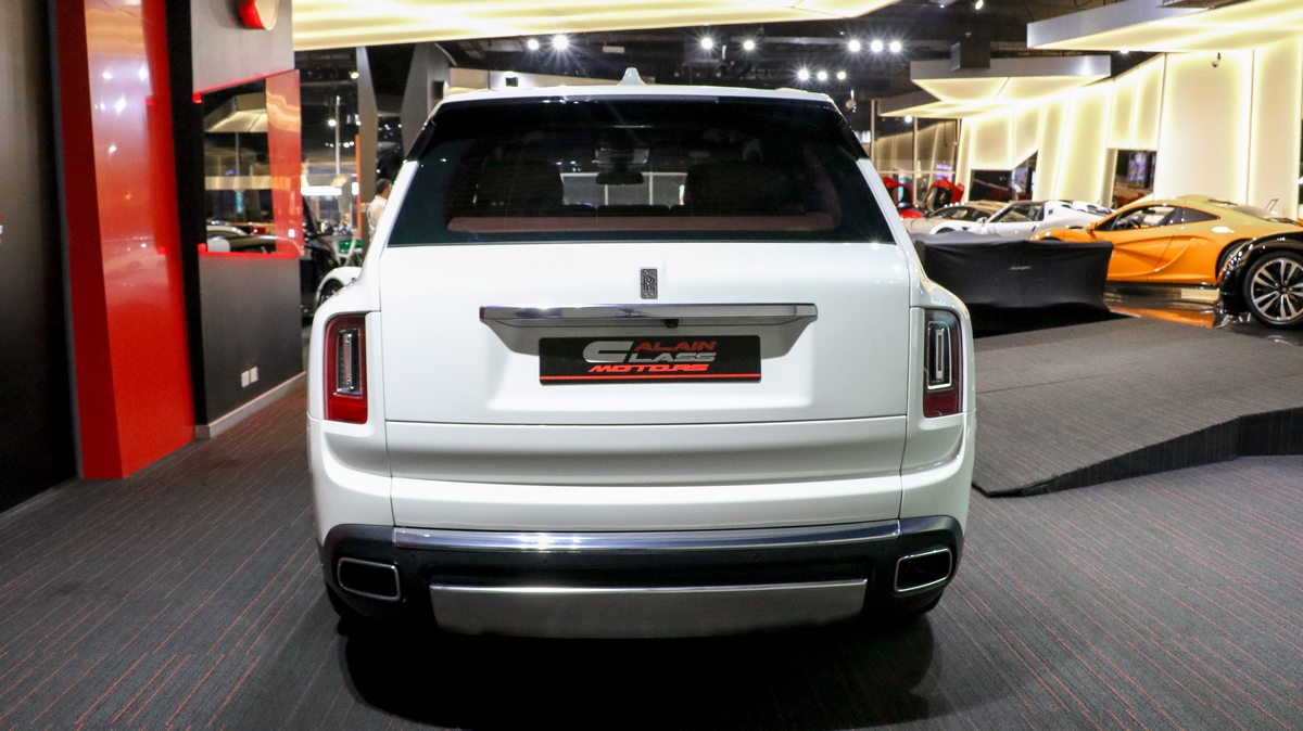 2019 Rolls Royce Cullinan, 18/19