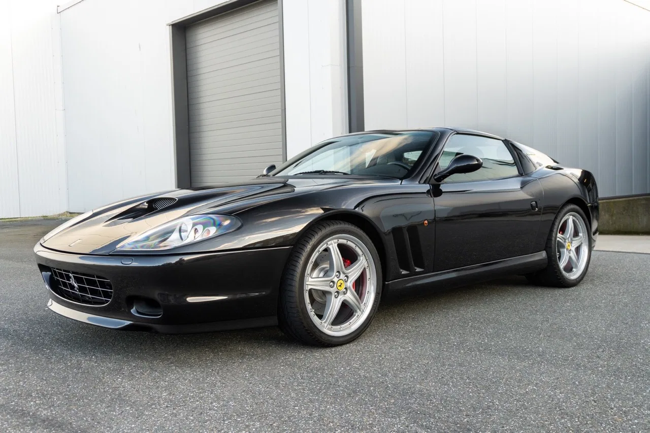 2006 Ferrari 575 Superamerica for sale, exterior, Nero Daytona
