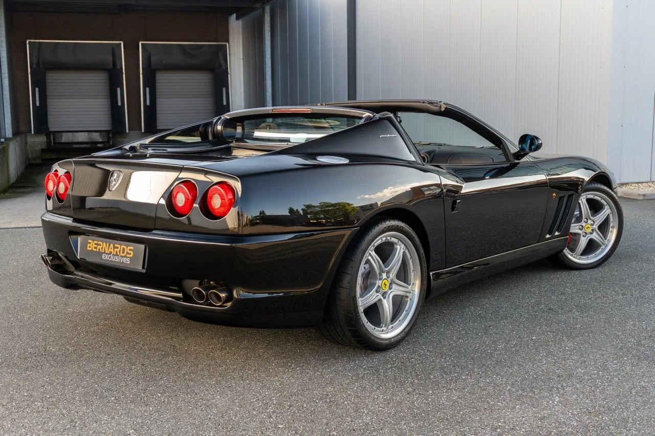 2006 Ferrari 575 Superamerica for sale, exterior, Nero Daytona