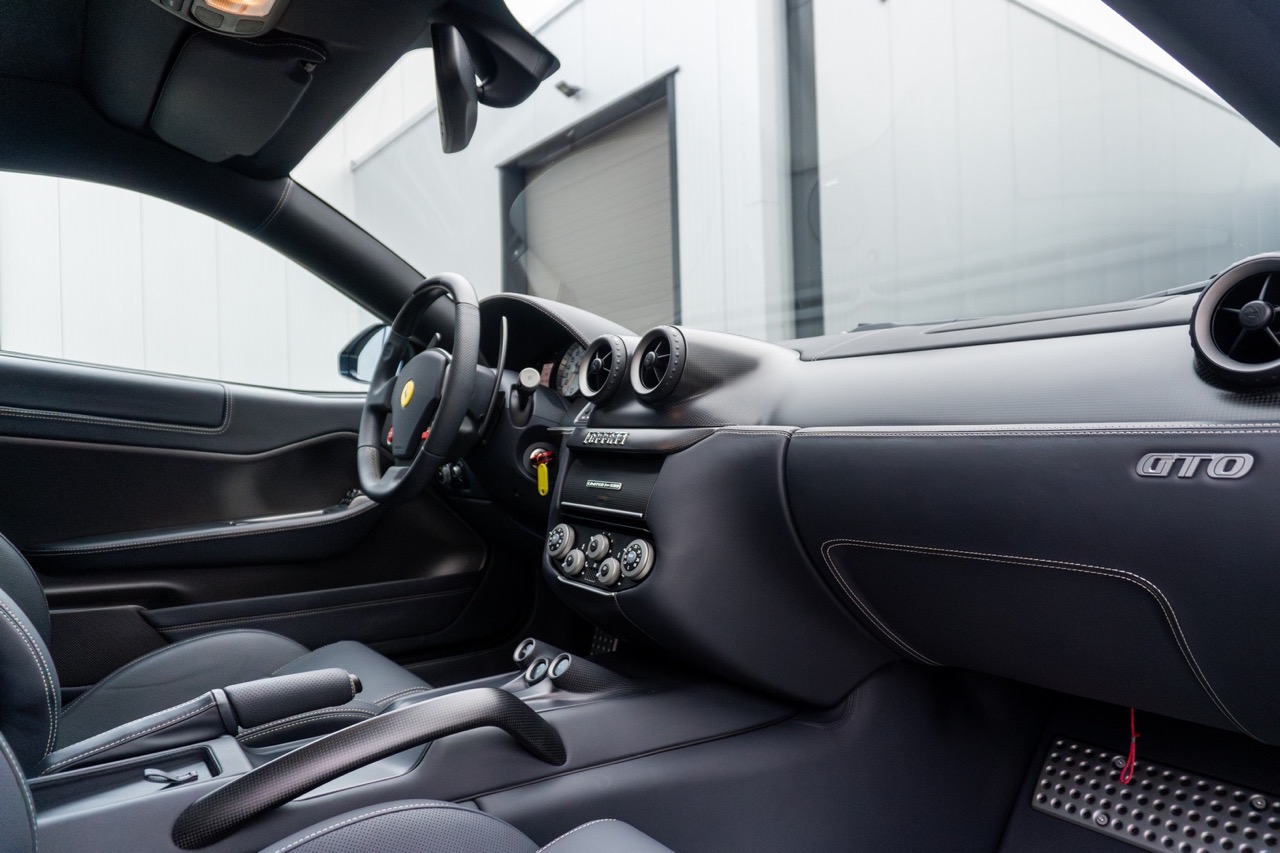 2011 Ferrari 599 GTO, 5/20