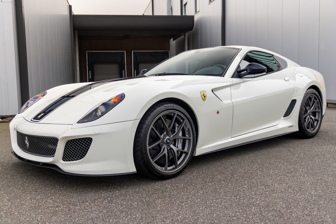 2011 Ferrari 599 GTO, 8/20