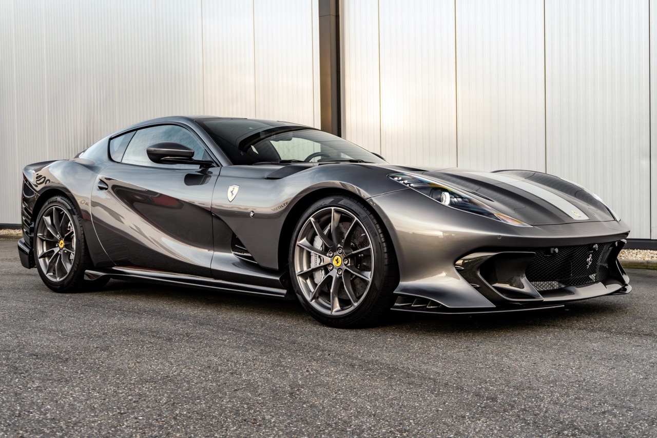 2023 Ferrari 812 Competizione, 9/20