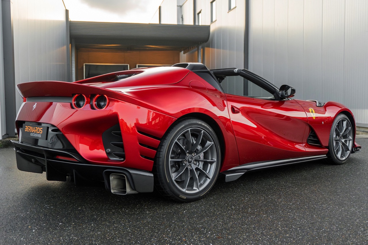 2024 Ferrari 812 Competizione Aperta, 9/20