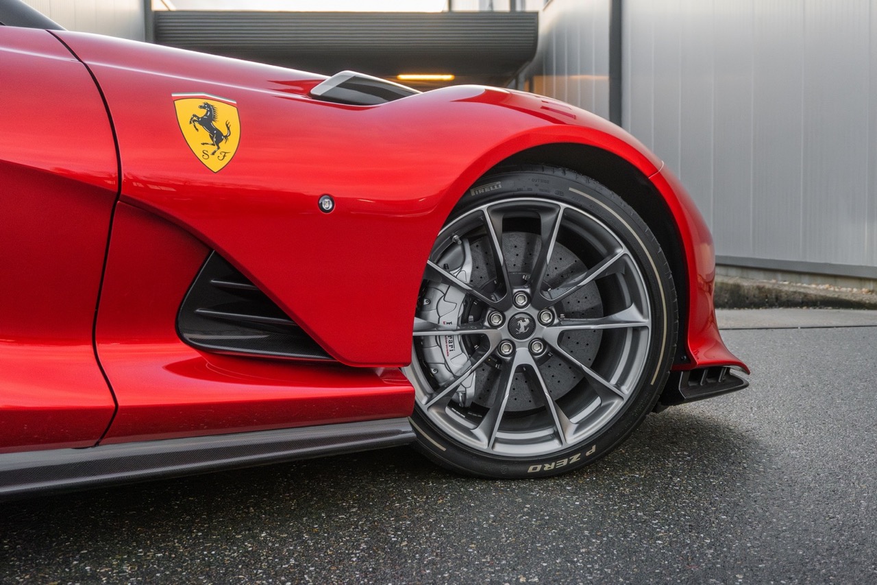 2024 Ferrari 812 Competizione Aperta, 19/20