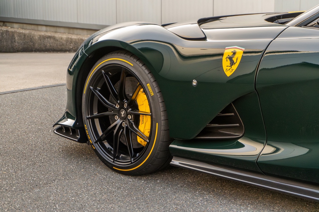 2023 Ferrari 812 Competizione Aperta, 36/40