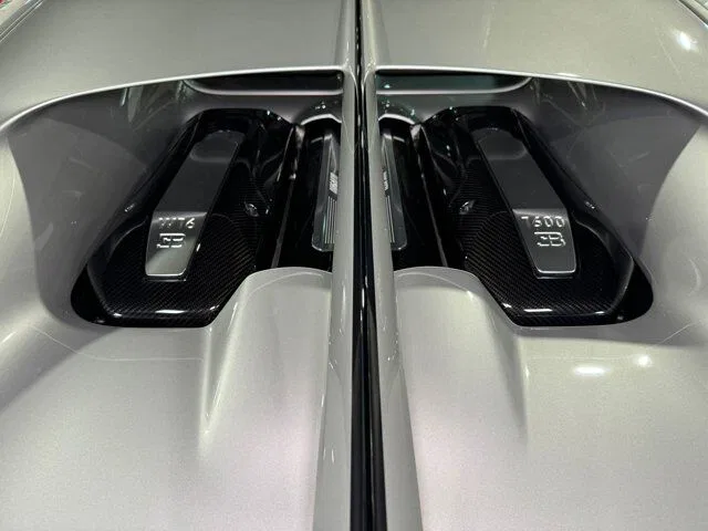 2023 Bugatti Chiron Super Sport for sale, photo 5 of 16