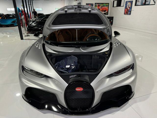 2023 Bugatti Chiron Super Sport, 6/16