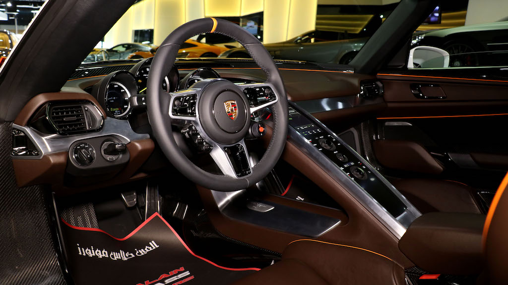 2015 Porsche 918 Spyder, 2/20