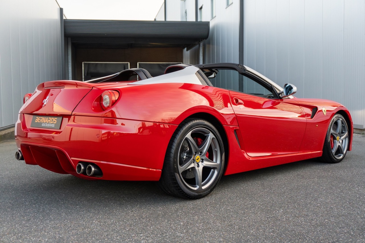 2011 Ferrari SA Aperta, 2/20