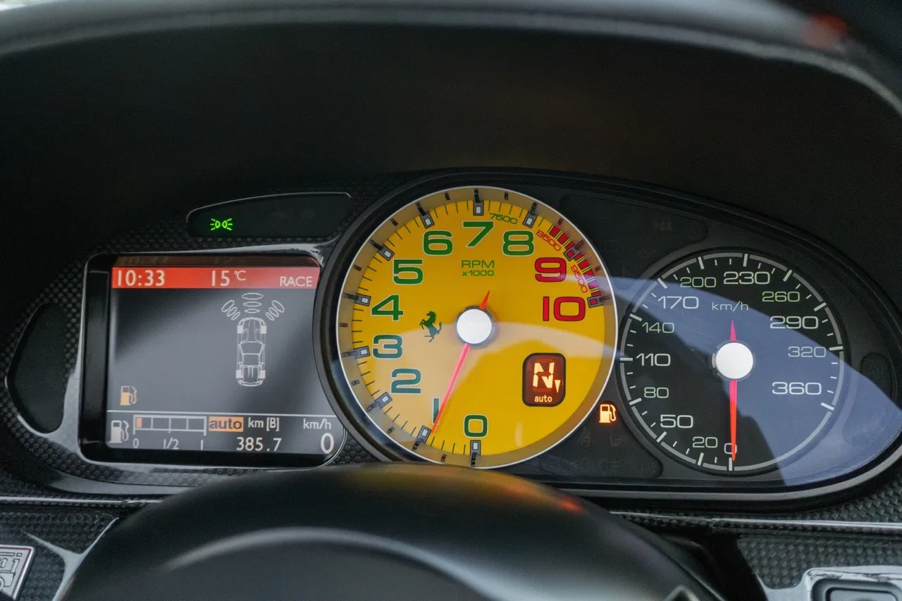 2011 Ferrari SA Aperta interior, Beige Tradizione