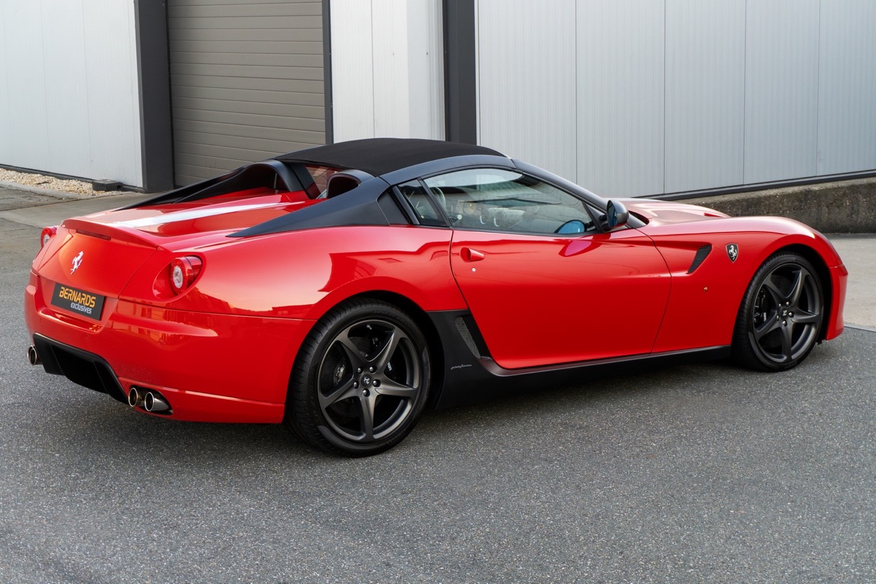 2011 Ferrari SA Aperta, 17/20