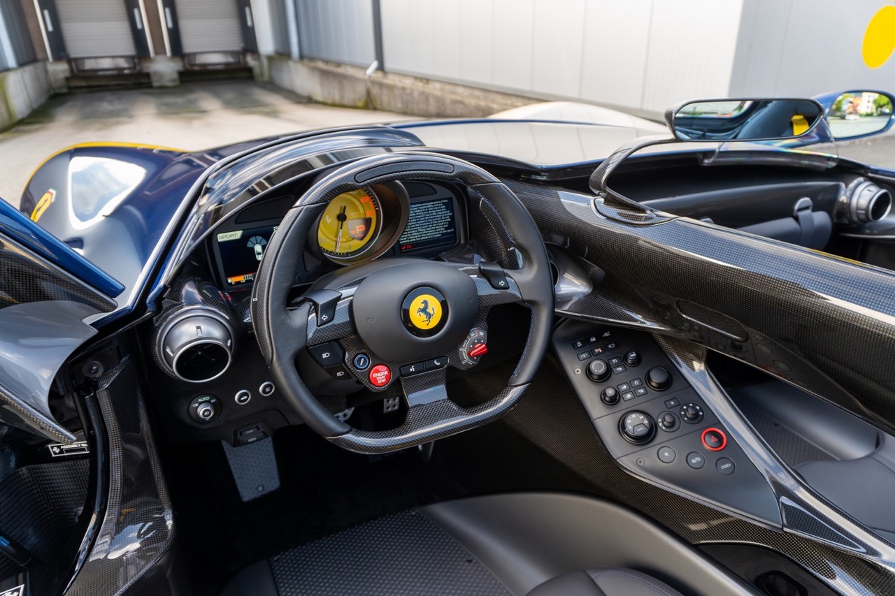 2020 Ferrari Monza SP2, 20/38