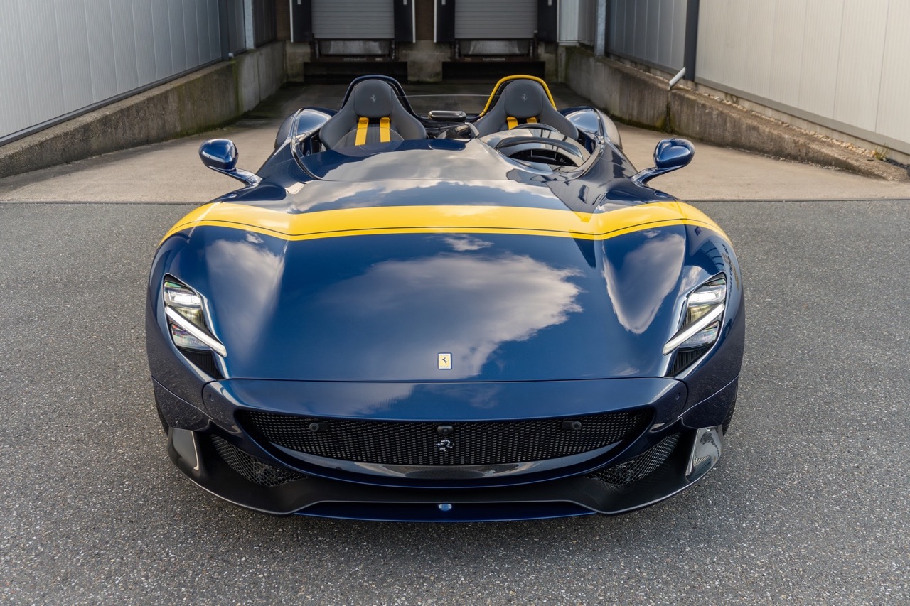 2020 Ferrari Monza SP2, 27/38