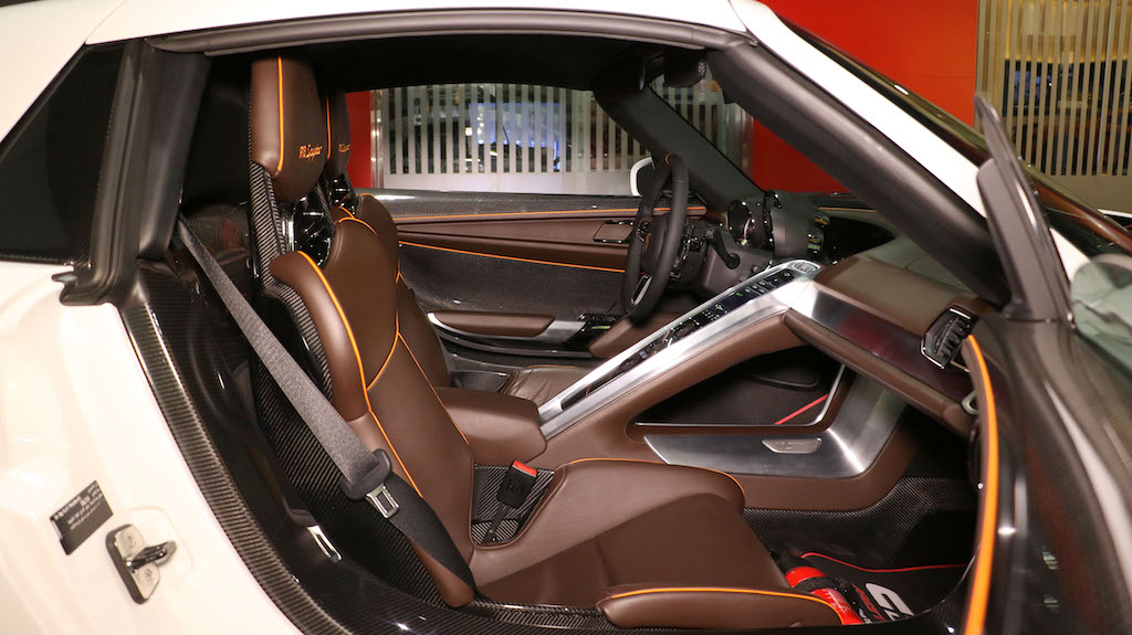 2015 Porsche 918 Spyder, 13/20