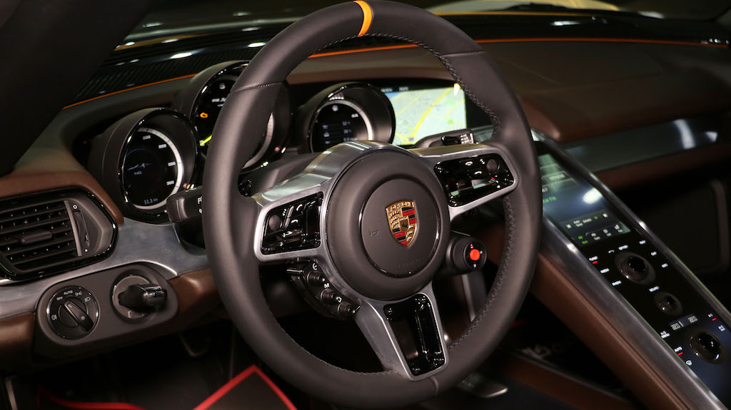 2015 Porsche 918 Spyder, 15/20