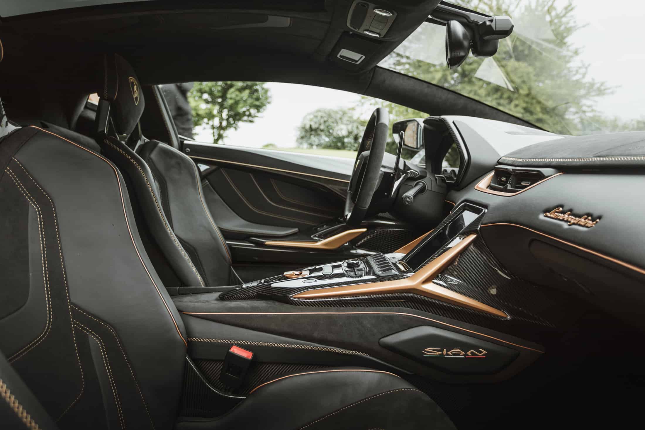 2021 Lamborghini Sián FKP 37, 13/20