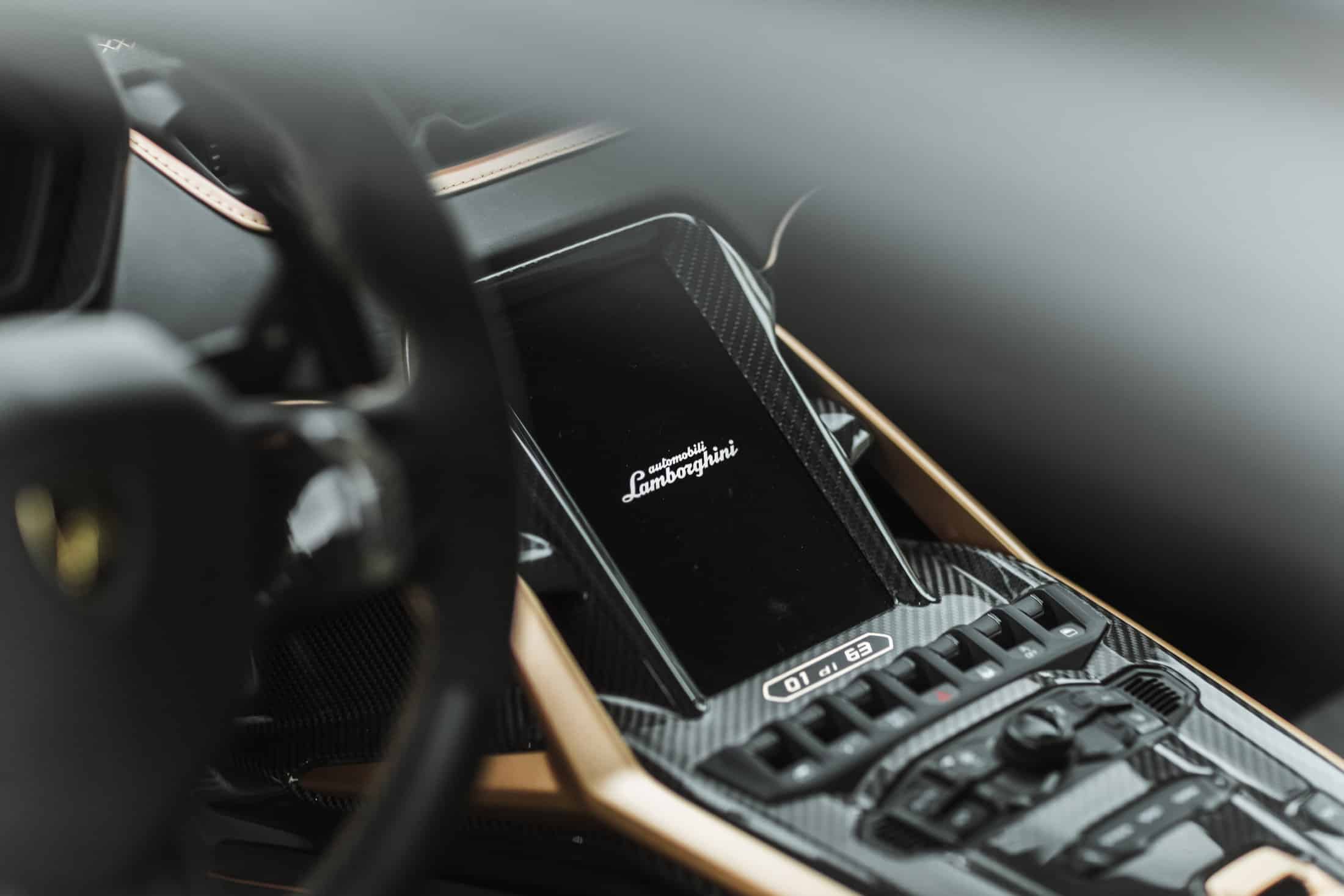 2021 Lamborghini Sián FKP 37, 15/20