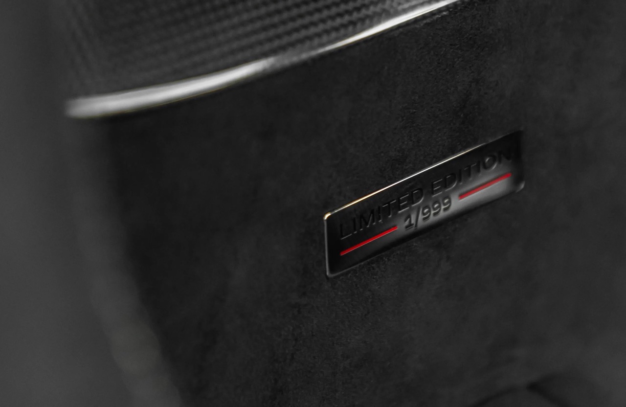 2023 Ferrari 812 Competizione, 40/66