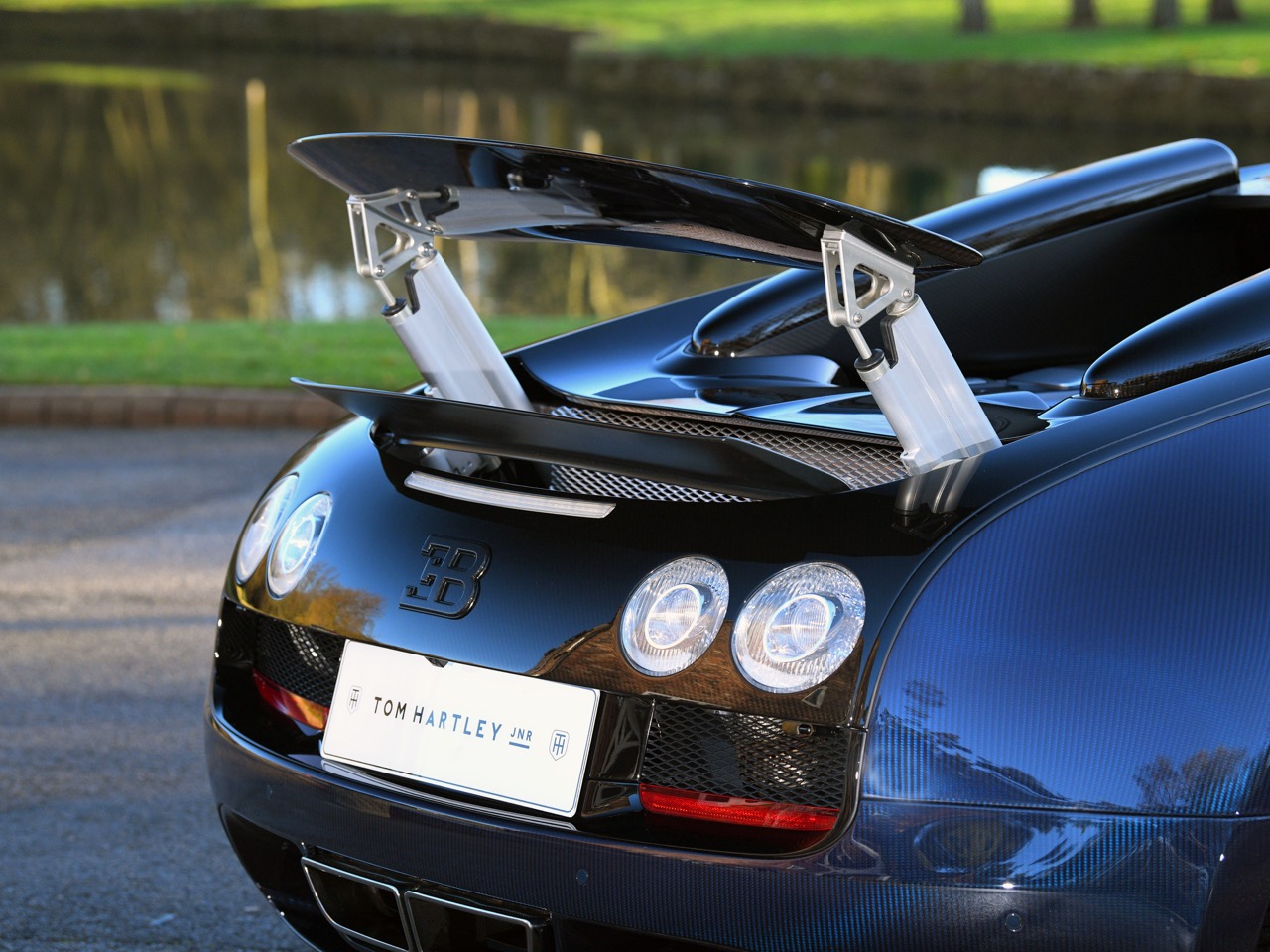 2014 Bugatti Veyron 16.4 Grand Sport Vitesse, 8/20