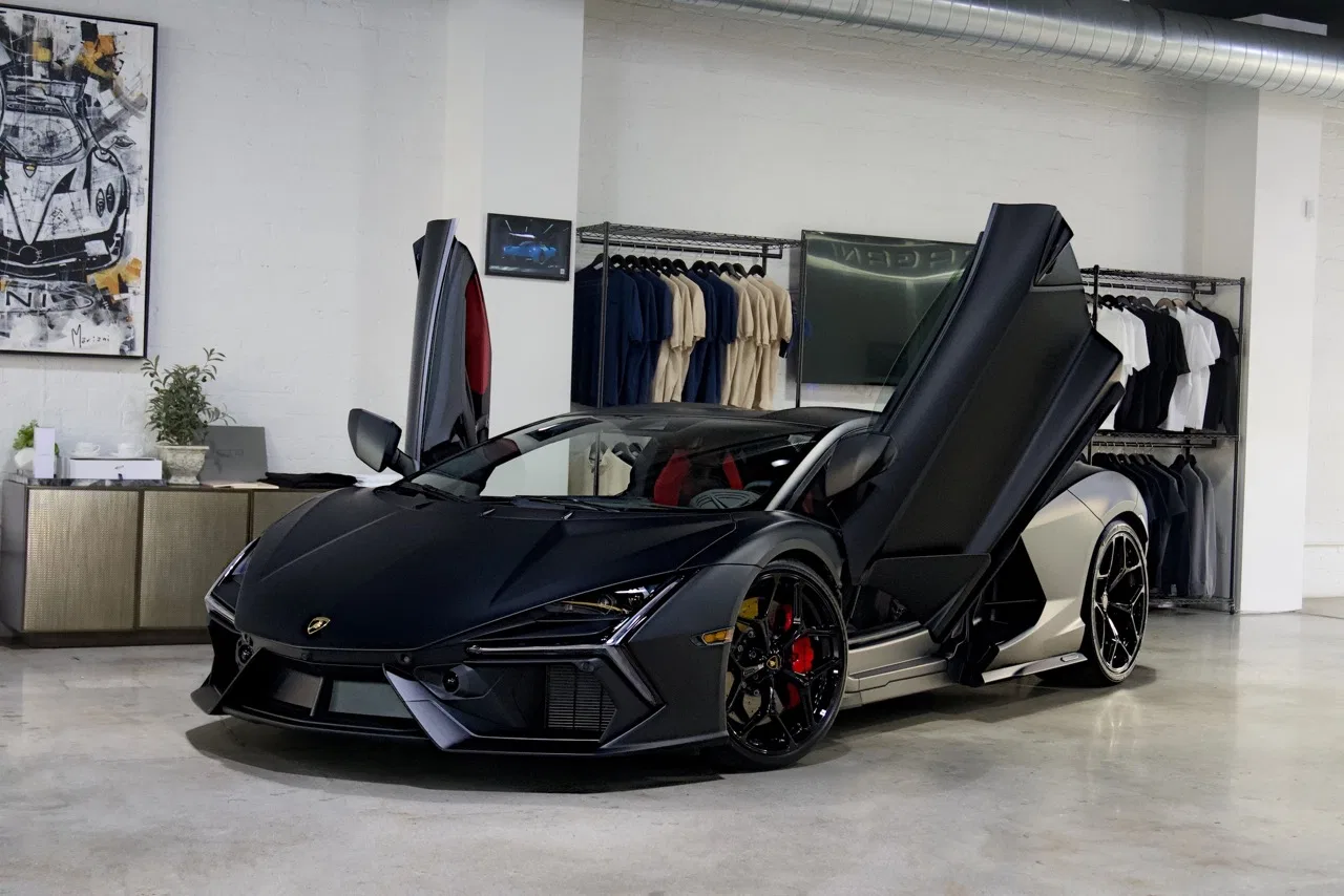 2024 Lamborghini Revuelto