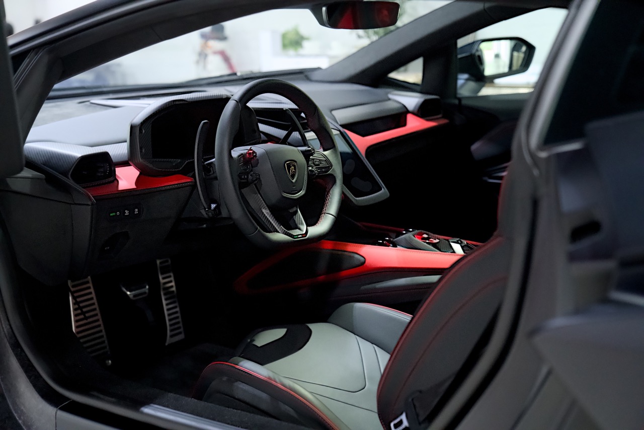 2024 Lamborghini Revuelto, 11/11