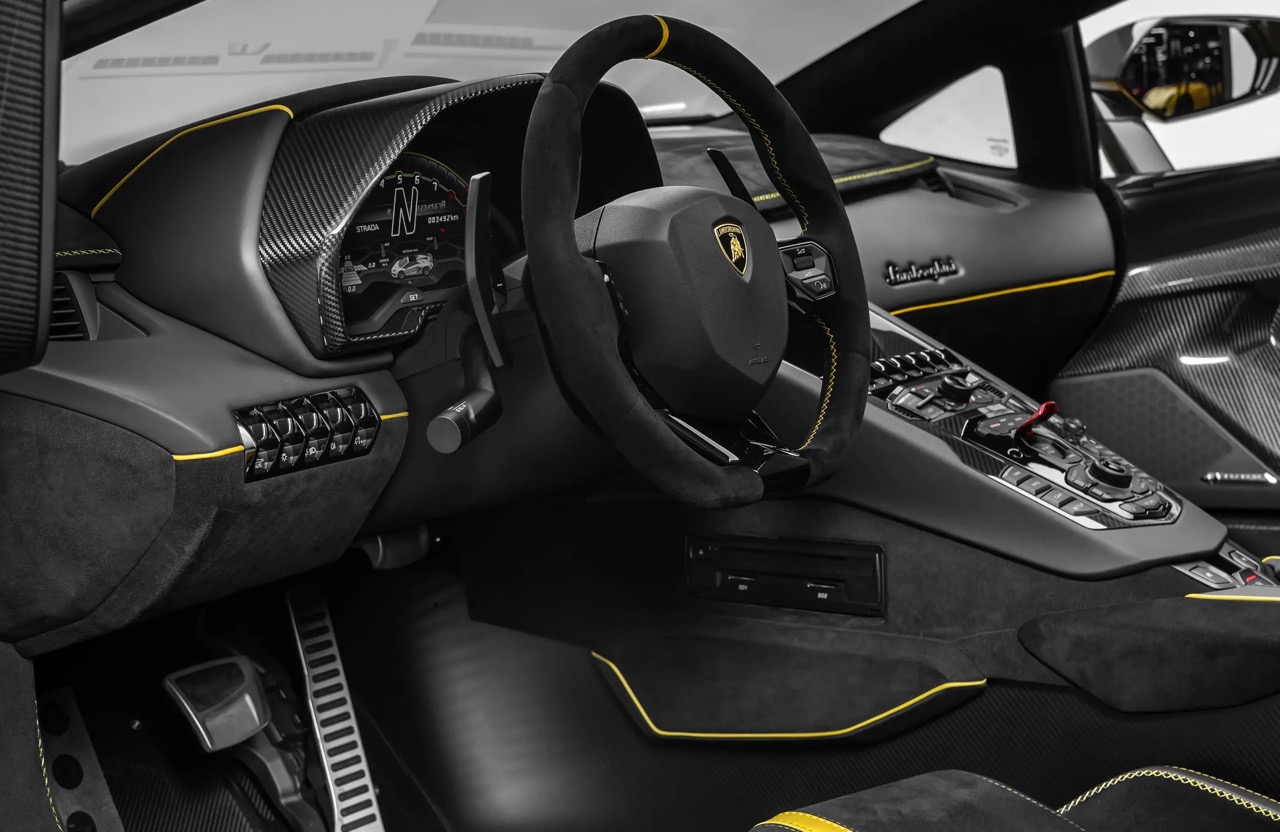 2020 Lamborghini Aventador SVJ Roadster, 5/20
