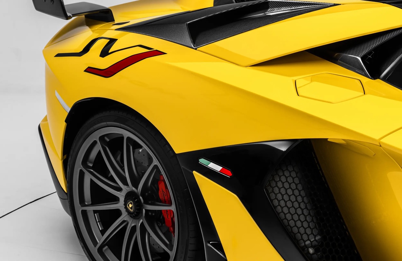2020 Lamborghini Aventador SVJ Roadster, 16/20