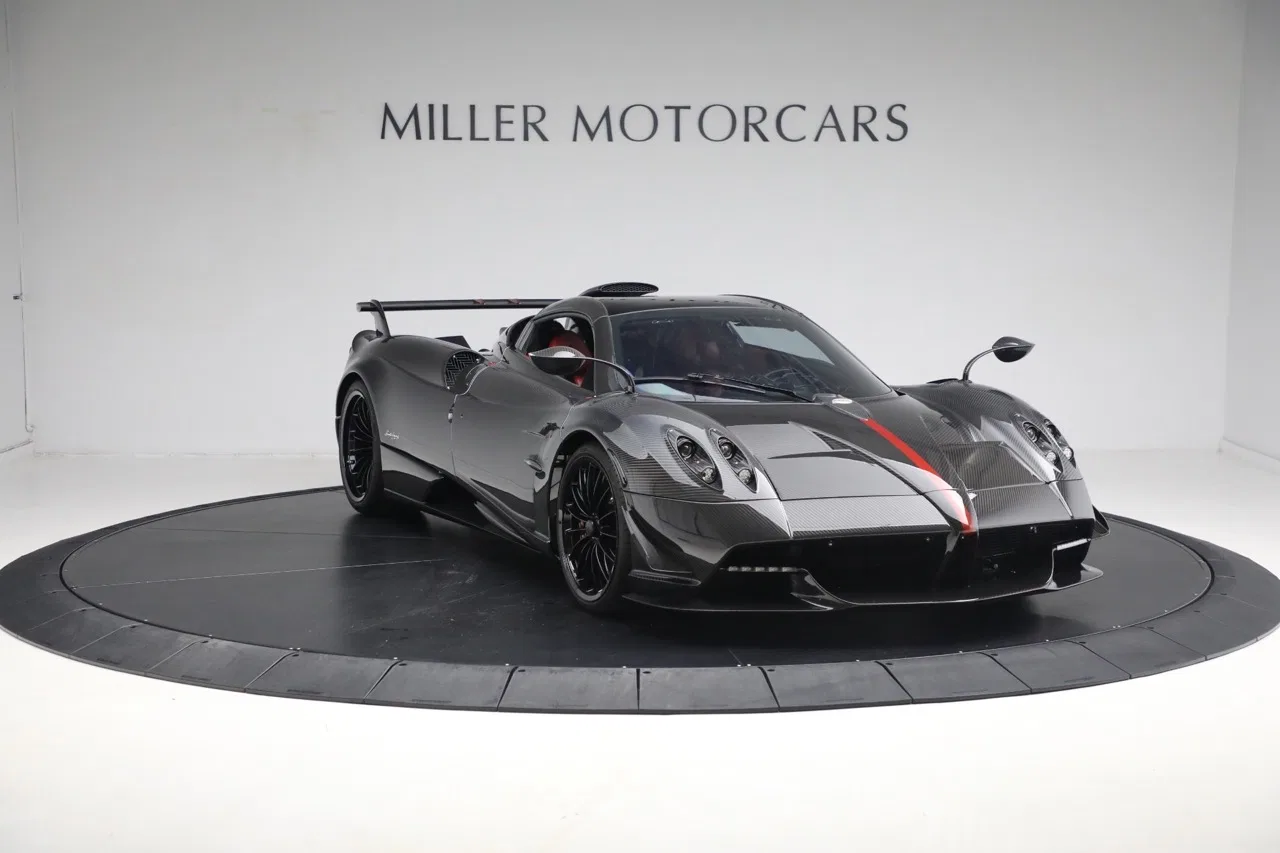 2018 Pagani Huayra Roadster