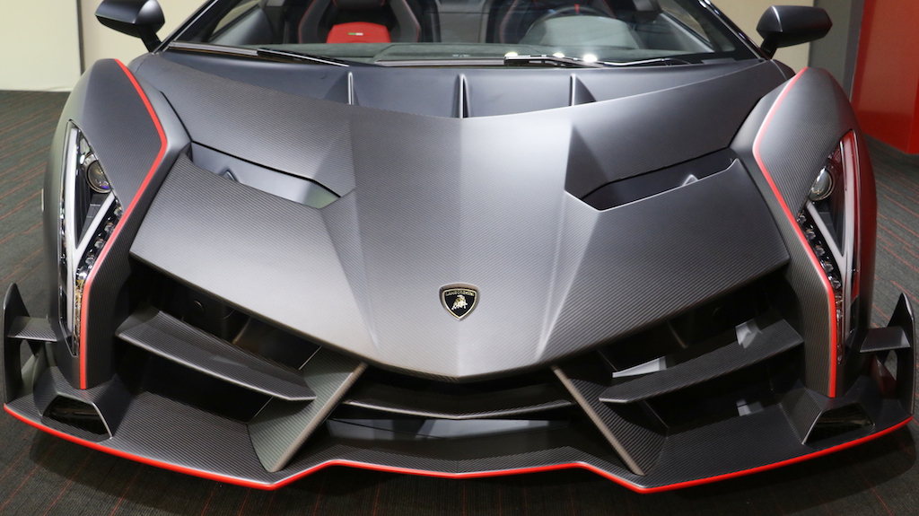 2014 Lamborghini Veneno Roadster – 1 of 9, 20/24
