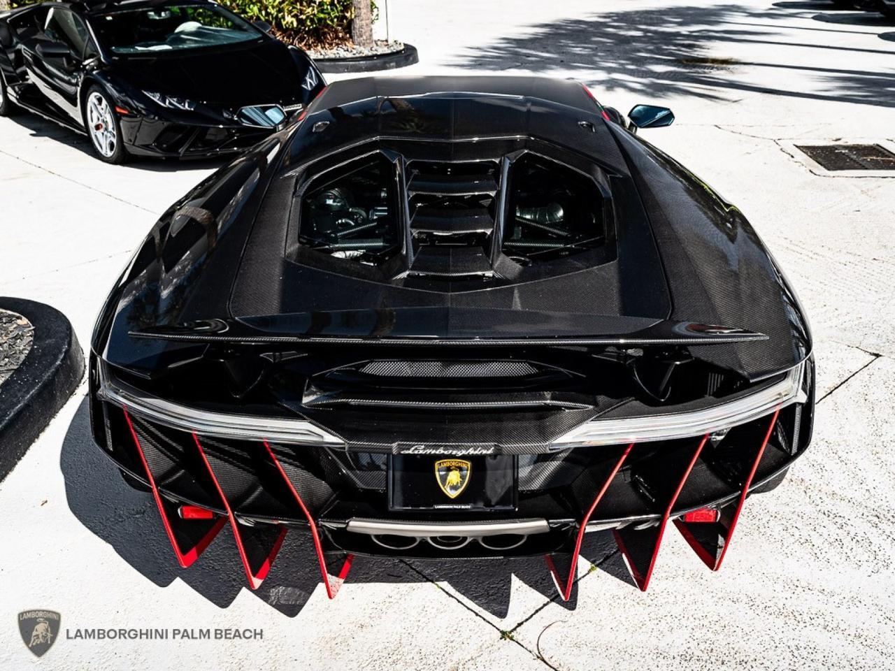 2017 Lamborghini Centenario Coupé, 3/20