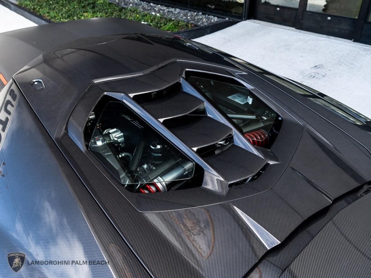2017 Lamborghini Centenario Coupé, 13/20