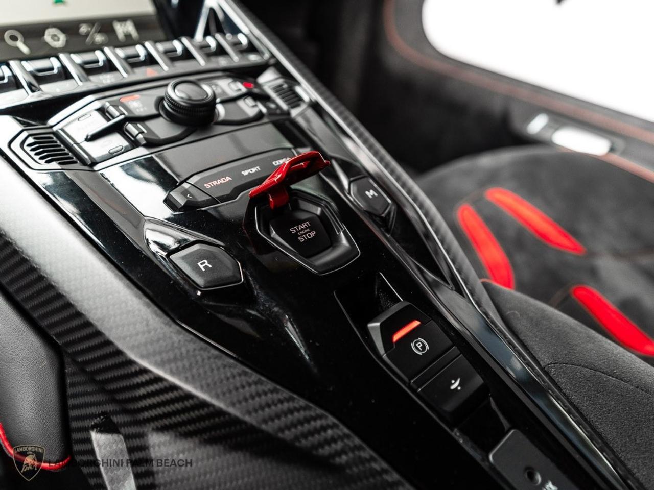 2017 Lamborghini Centenario Coupé, 18/20