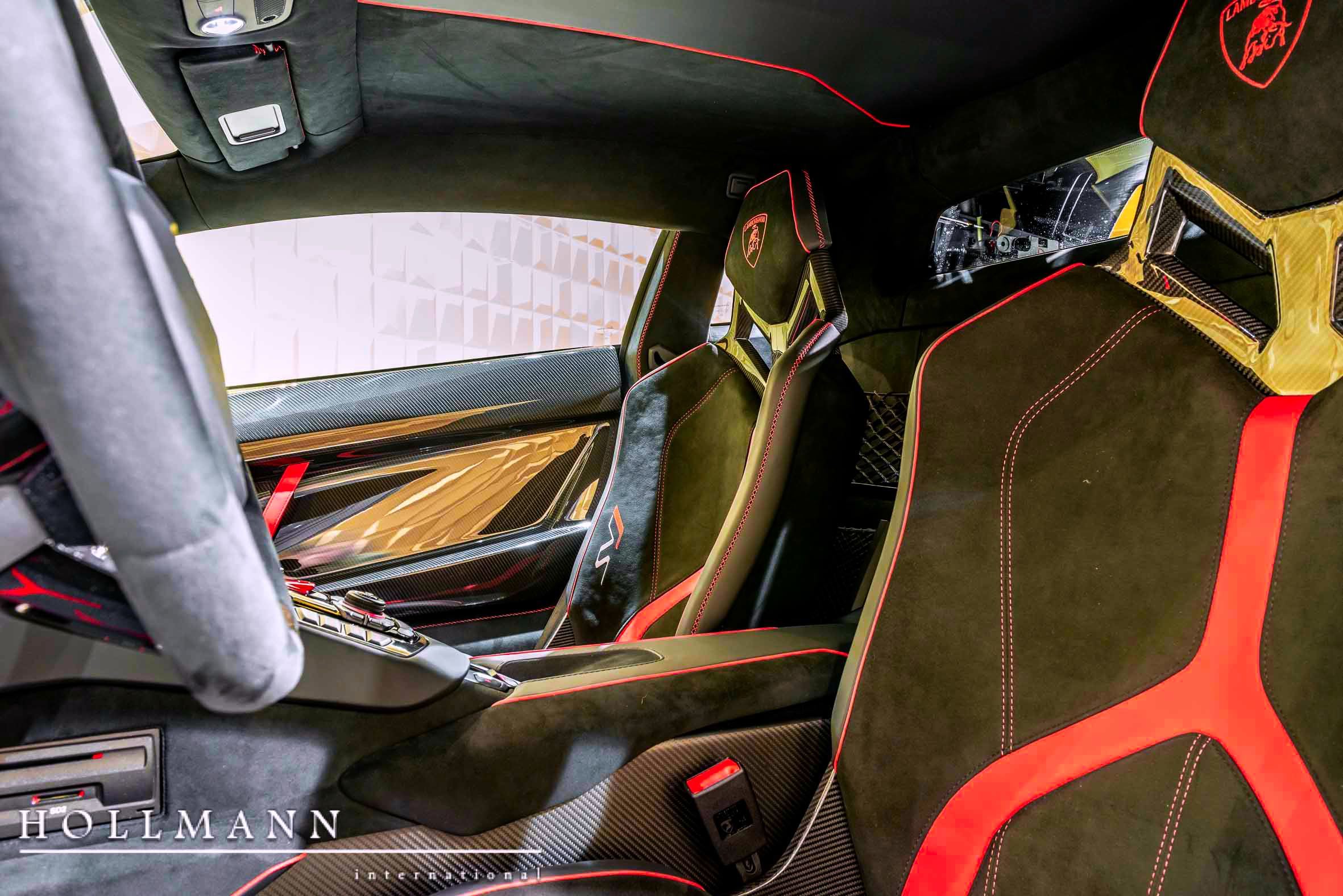 2019 Lamborghini Aventador SVJ, 10/17