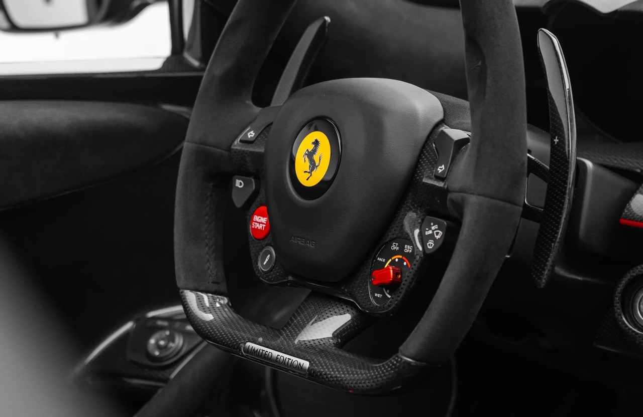 2016 Ferrari LaFerrari Aperta, 8/20