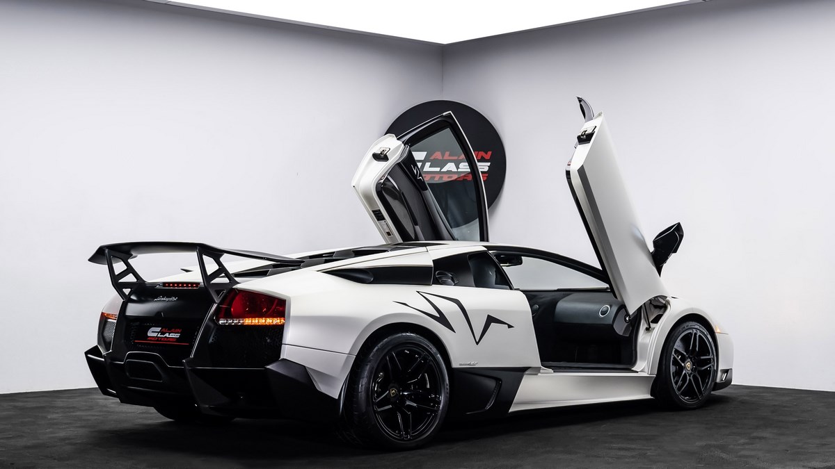 2010 Lamborghini Murciélago SV LP670-4, 2/20