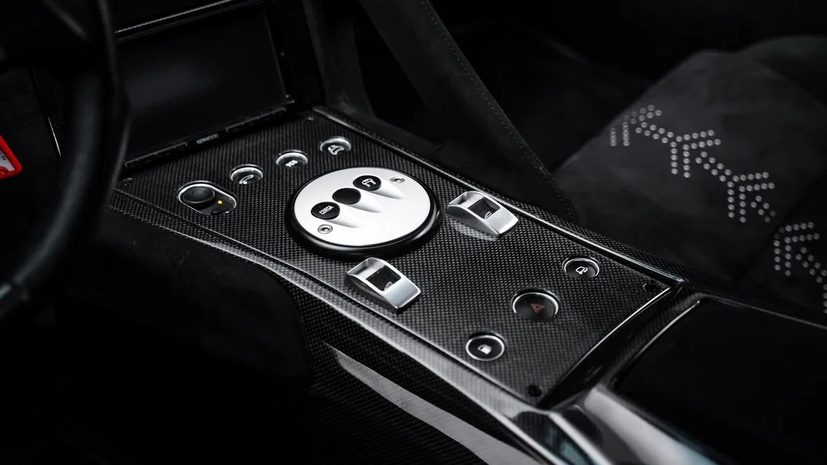 2010 Lamborghini Murciélago SV LP670-4 interior, center console, Black
